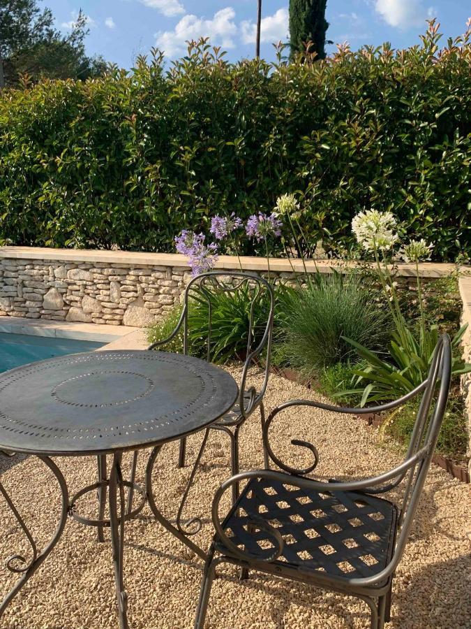 Le Cabanon De Livia Avec Piscine Privee Villa Cucuron Ngoại thất bức ảnh